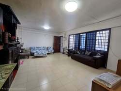 Blk 215 Bukit Batok Street 21 (Bukit Batok), HDB 4 Rooms #572750641